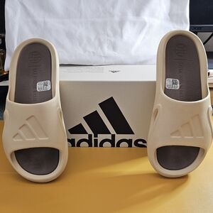 Adidas Adicane slides